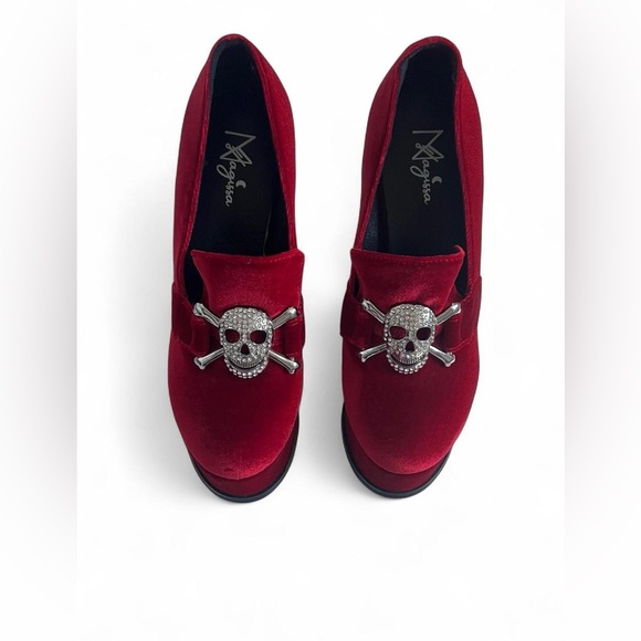 Magissa Red Velvet Skull Rhinestone Salem Platforms Women's Size 7 - Picture 3 of 6